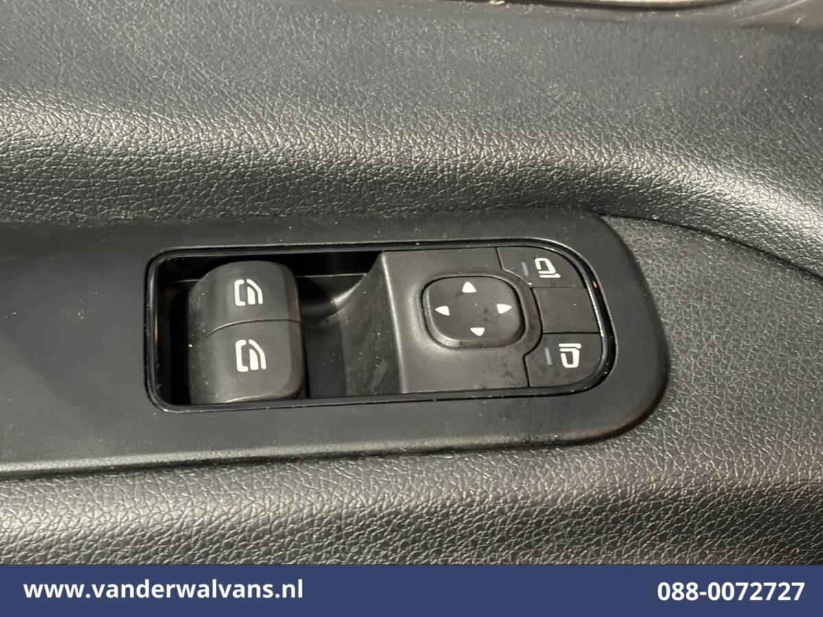 Mercedes-Benz Sprinter Mercedes-Benz Sprinter 314 CDI 143pk L2H2 Euro6 Airco | Navigatie | Trekhaak | Camera | Apple Carplay Android Auto, Trap, Leder, Bijrijdersbank