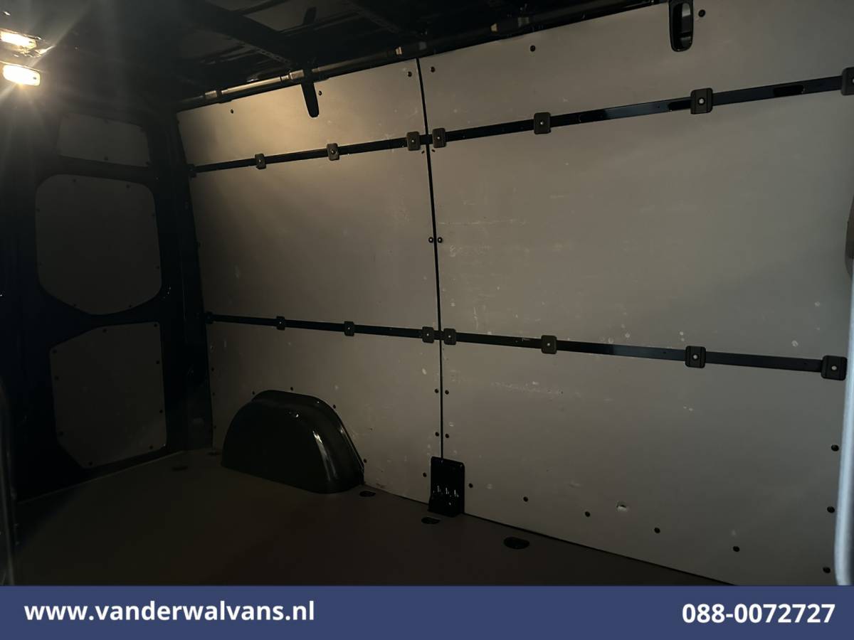 Mercedes-Benz Sprinter Mercedes-Benz Sprinter 314 CDI 143pk L2H2 Euro6 Airco | Navigatie | Trekhaak | Camera | Apple Carplay Android Auto, Trap, Leder, Bijrijdersbank