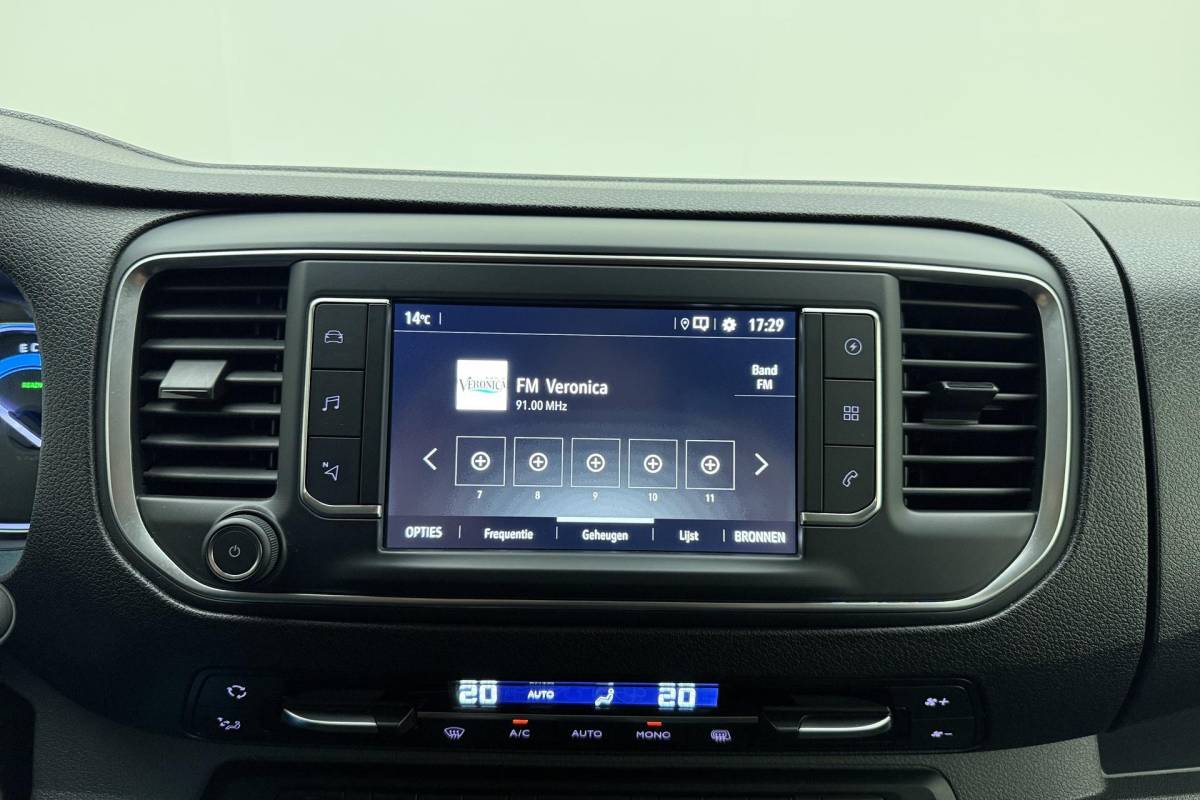 Opel Vivaro-e Opel Vivaro-e L2H1 Innovation 75 kWh | Navigatie pakket | Climate Control | Camera achter | Apple Carplay/Android Auto | Elektrisch inklapbare spiegels | Laadruimte betimmering