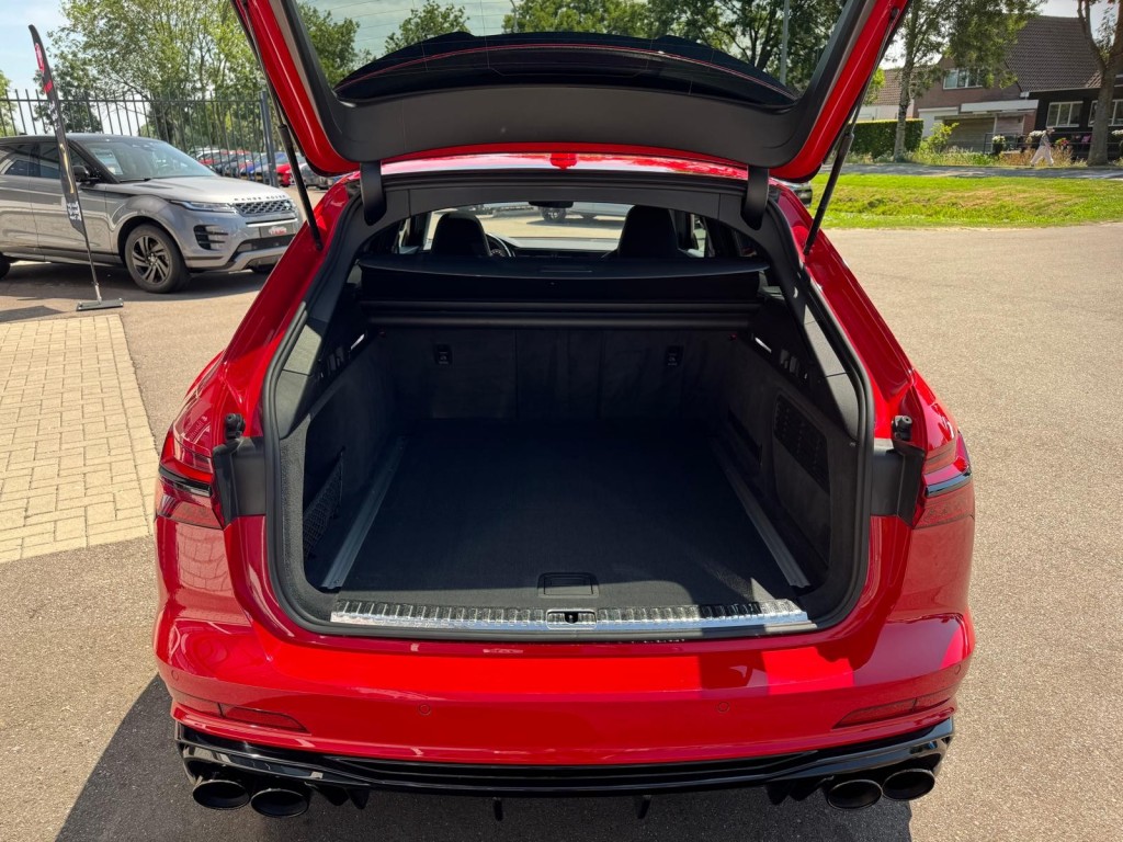 Audi A6 Audi A6 55 TFSI V6T Quattro S edition RS interieur Pano B&O Memory Achterasbesturing Matrix 360