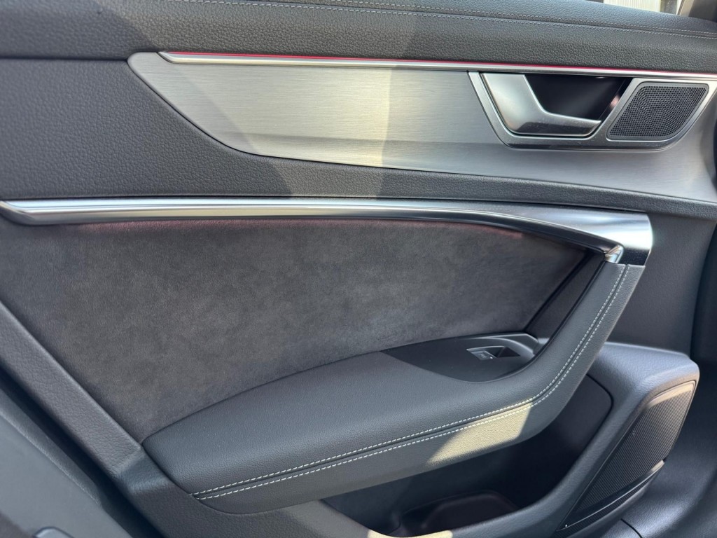 Audi A6 Audi A6 55 TFSI V6T Quattro S edition RS interieur Pano B&O Memory Achterasbesturing Matrix 360