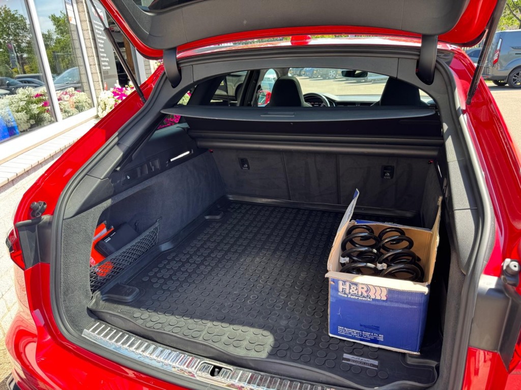 Audi A6 Audi A6 55 TFSI V6T Quattro S edition RS interieur Pano B&O Memory Achterasbesturing Matrix 360