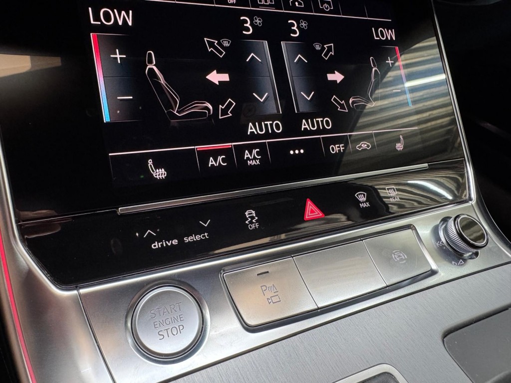 Audi A6 Audi A6 55 TFSI V6T Quattro S edition RS interieur Pano B&O Memory Achterasbesturing Matrix 360