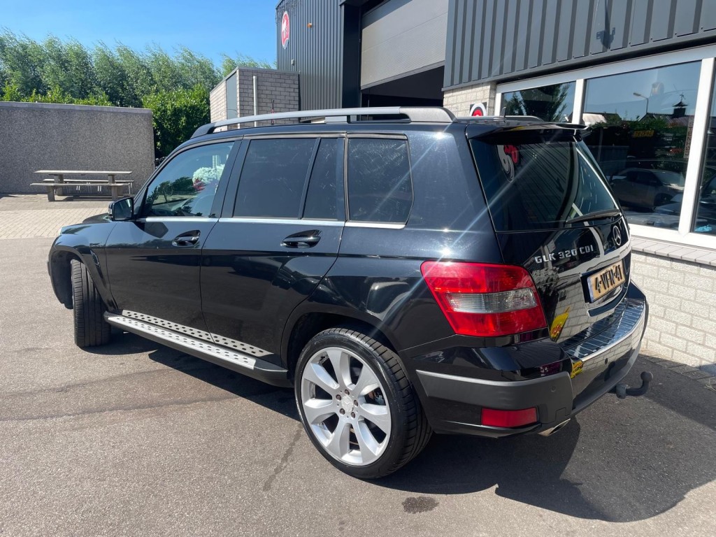 Mercedes-Benz GLK Mercedes-benz Gl-klasse GLK 320 CDI  Automaat Grijs Kenteken Climate control Cruise control Trekhaak  Leder