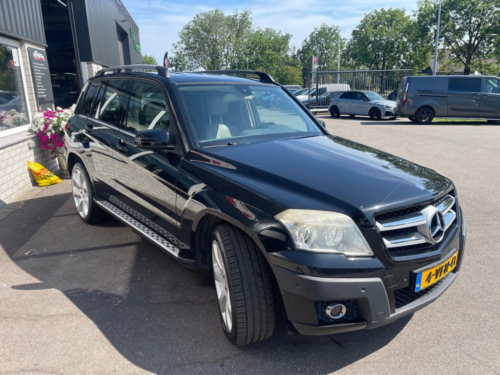 Mercedes-Benz GLK Mercedes-benz Glk-klasse GLK 320 CDI  Automaat Grijs Kenteken Climate control Cruise control Trekhaak  Leder