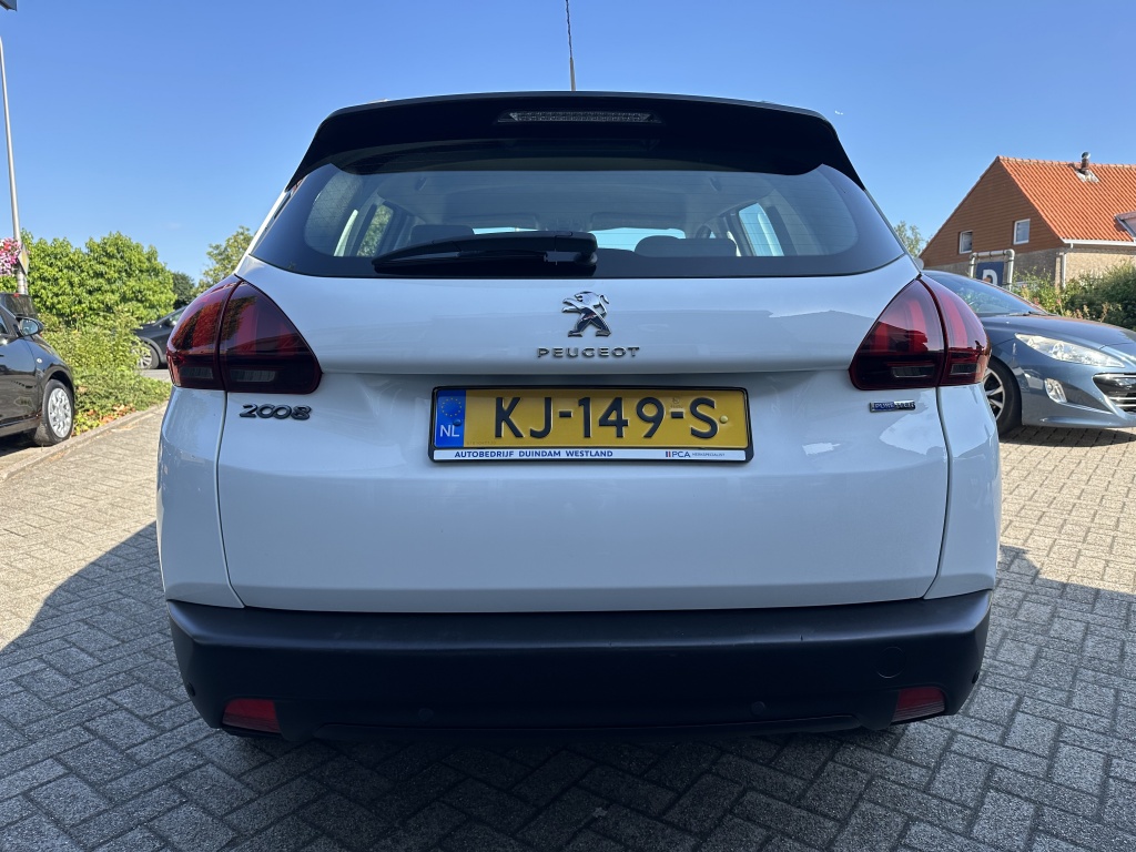 Peugeot 2008 Peugeot 2008 1.2 Active | Navi | CarPlay | Cruise Control |