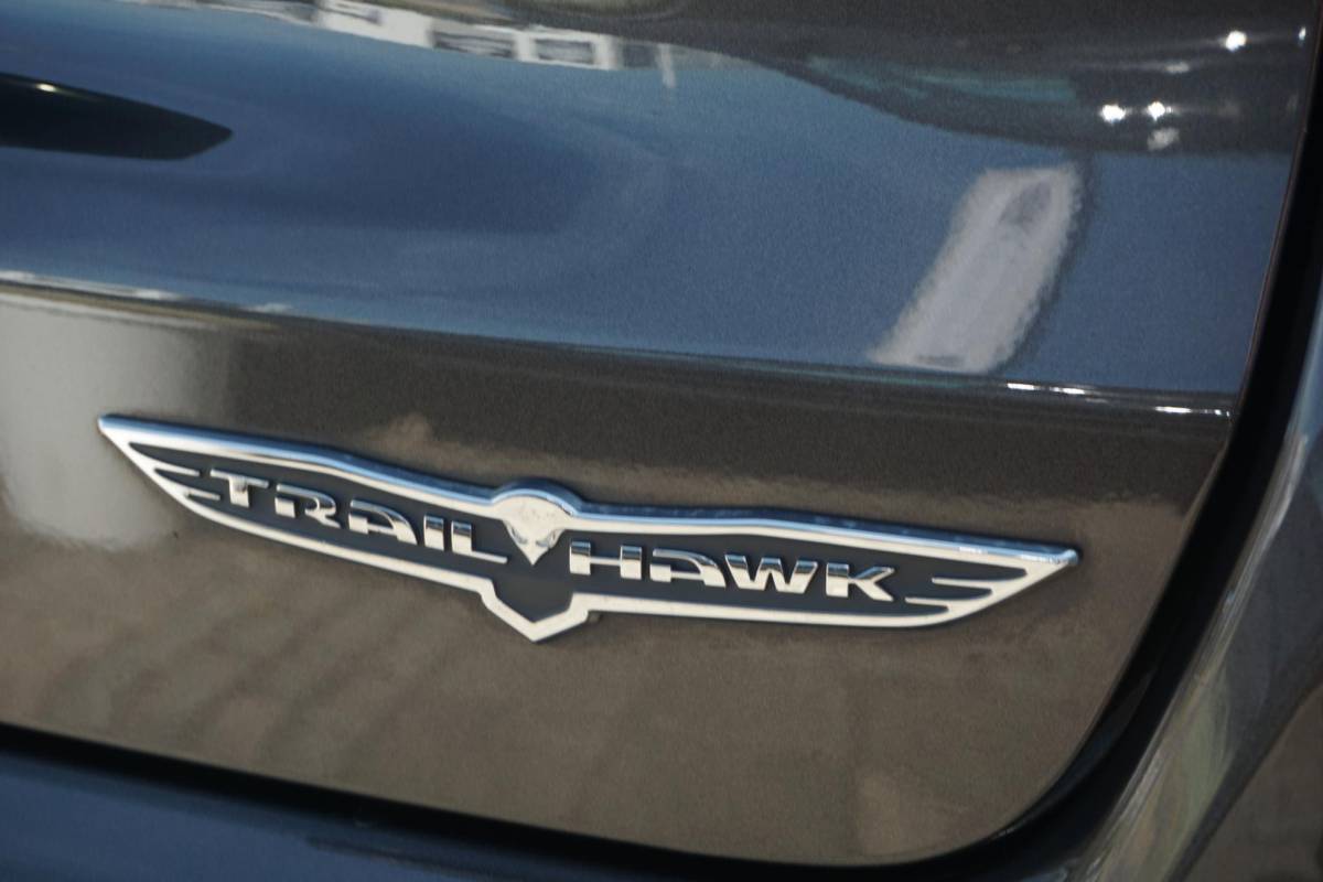 Jeep Compass Jeep Compass 4xe 240 Plug-in Hybrid Electric Trailhawk | PANO | LED