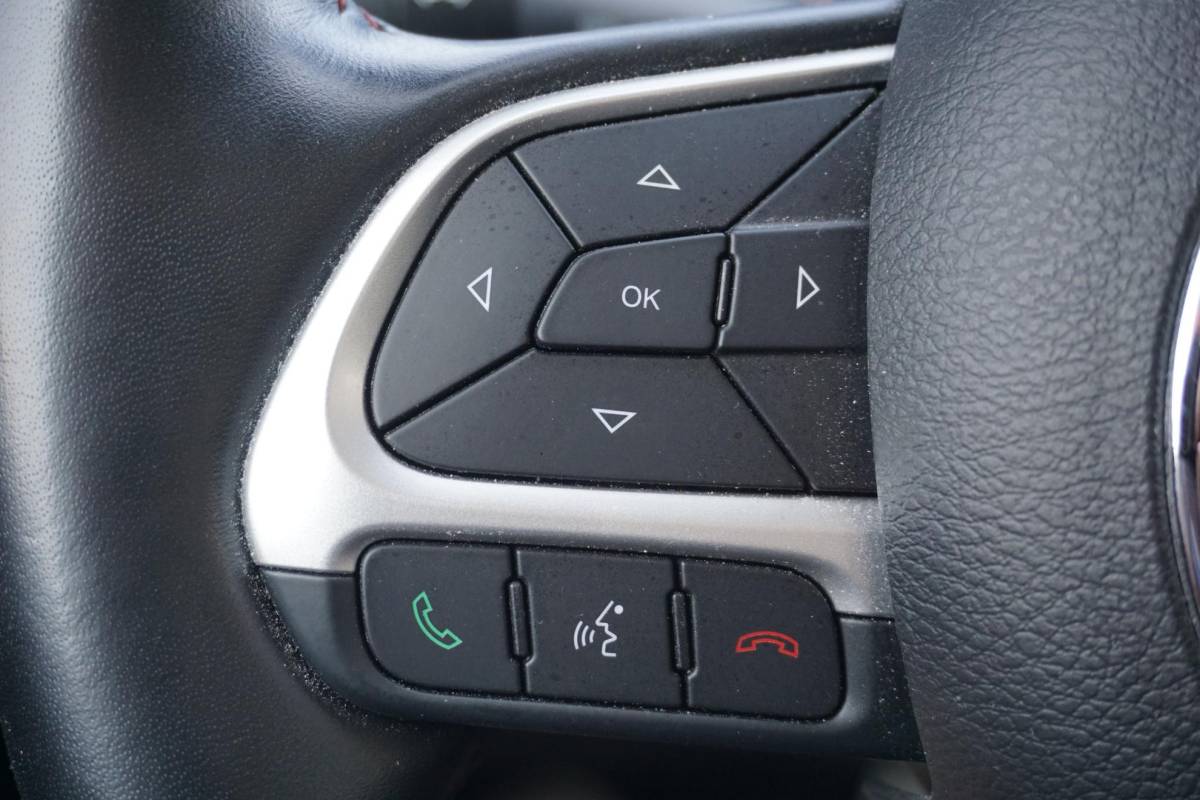 Jeep Compass Jeep Compass 4xe 240 Plug-in Hybrid Electric Trailhawk | PANO | LED