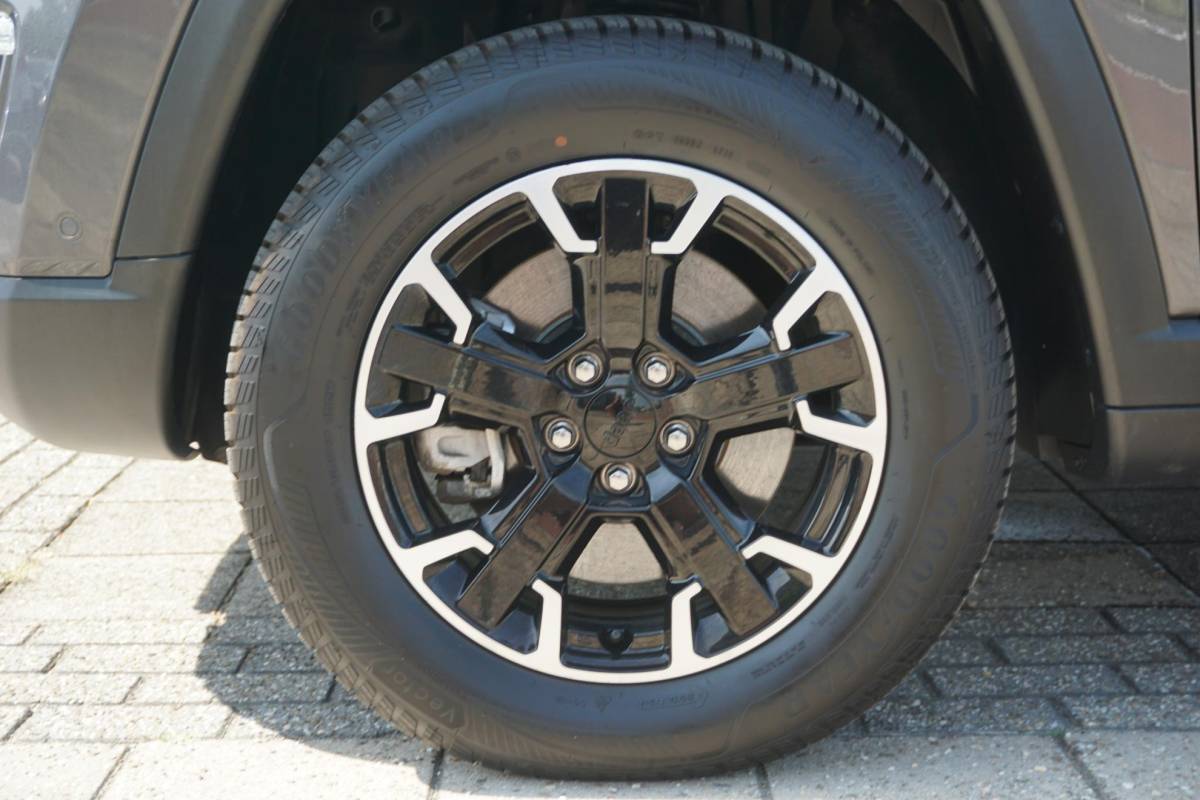 Jeep Compass Jeep Compass 4xe 240 Plug-in Hybrid Electric Trailhawk | PANO | LED