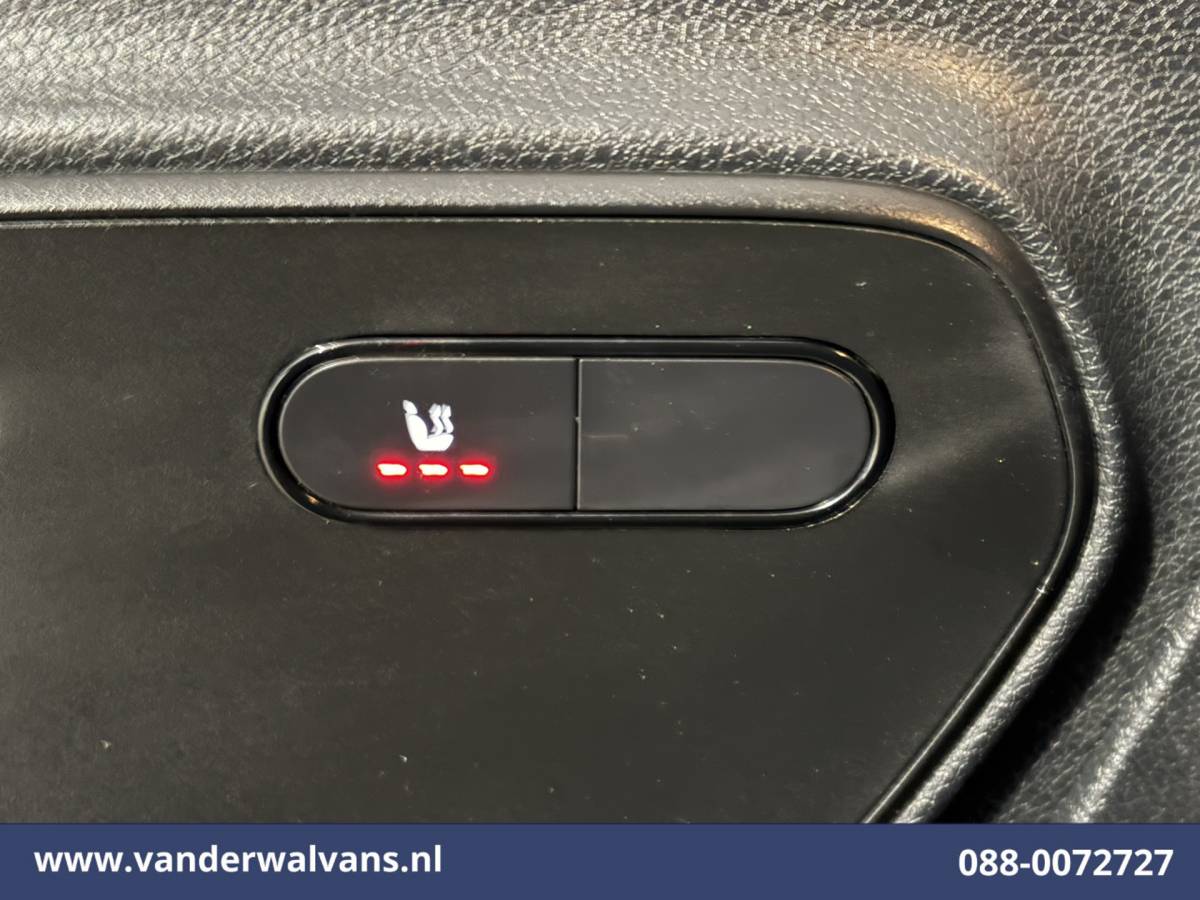 Mercedes-Benz Sprinter Mercedes-Benz Sprinter 316 CDI 164pk L3H2 Euro6 Airco | Camera | Navigatie | Apple Carplay | Chauffeursstoel Cruisecontrol, Android Auto, Stoelverwarming, 270Graden Achterdeuren, Parkeersensoren, Bijrijdersbank