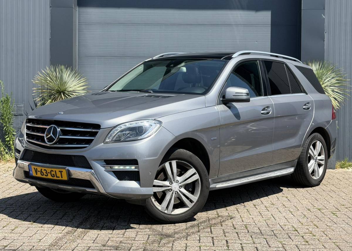 Mercedes-Benz M-Klasse Mercedes-Benz M-klasse 350 CDI BlueTec Pano Automaat