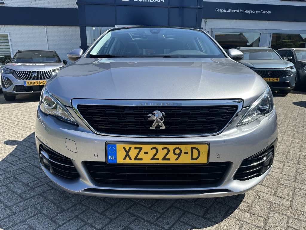 Peugeot 308 Peugeot 308 1.2 blue lease Executive | CarPlay | Navi | PDC V+A |