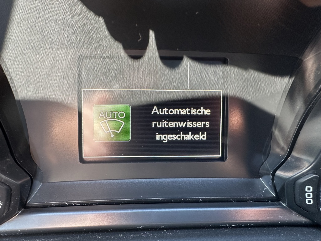 Peugeot 308 Peugeot 308 1.2 blue lease Executive | CarPlay | Navi | PDC V+A |