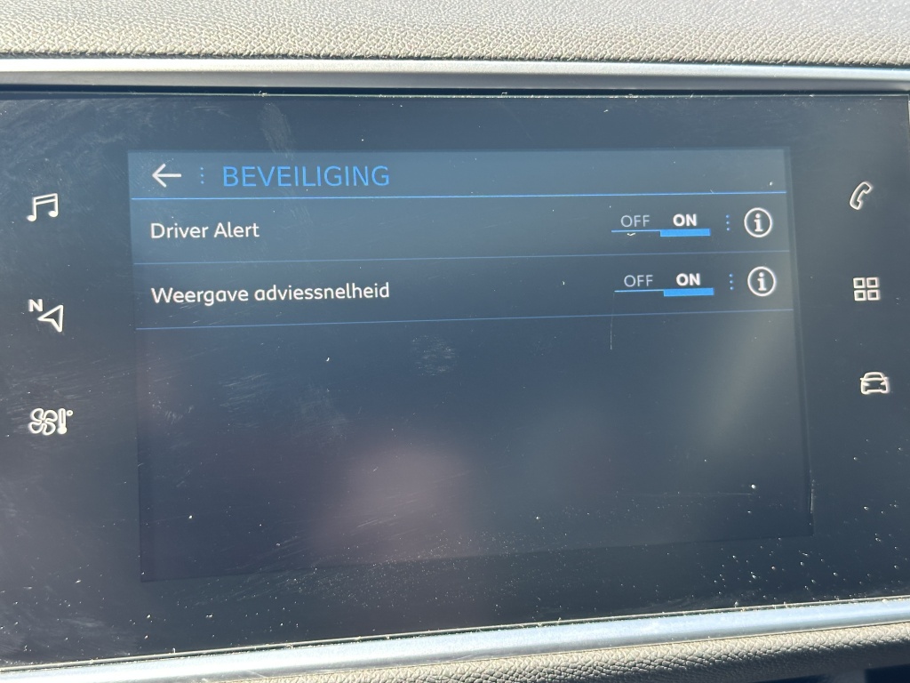 Peugeot 308 Peugeot 308 1.2 blue lease Executive | CarPlay | Navi | PDC V+A |