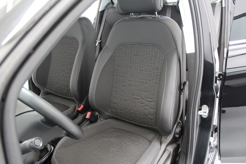 Opel Corsa Opel Corsa 1.4 Online Edition 90PK, AUTOMAAT | RIJKLAAR | DEELS LEER | CARPLAY | CRUISE CONTROLE