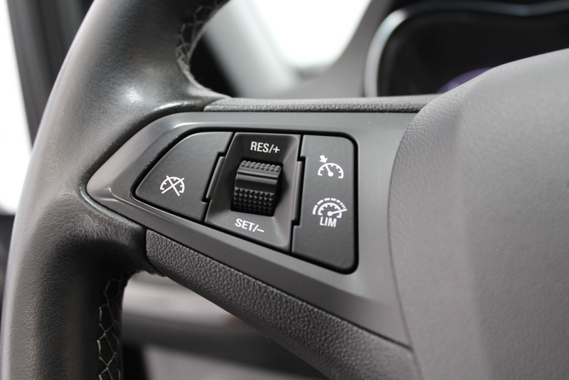 Opel Corsa Opel Corsa 1.4 Online Edition 90PK, AUTOMAAT | RIJKLAAR | DEELS LEER | CARPLAY | CRUISE CONTROLE