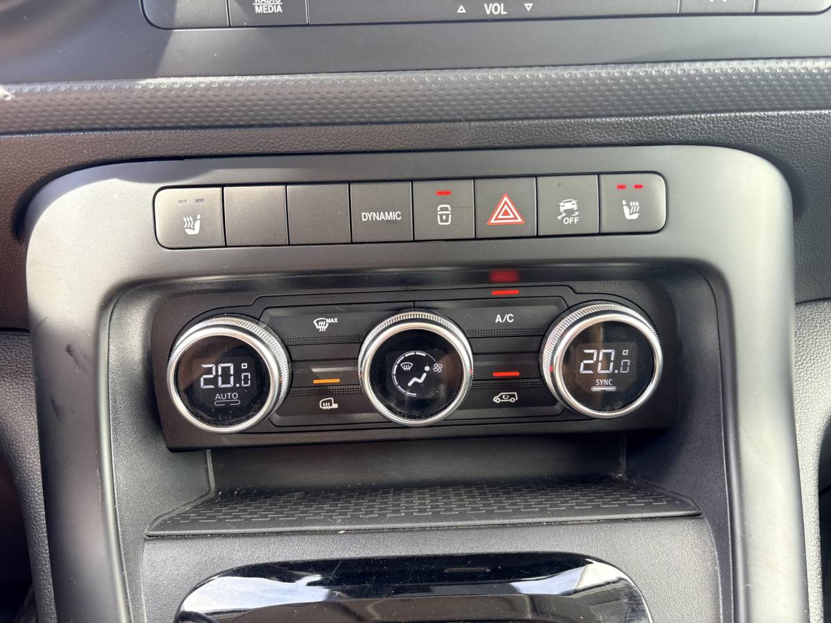 Mercedes-Benz eCitan Mercedes-Benz eCitan 112 51kWh L2 284 WLTP 98% (SOH) Camera MBUX Trekhaak 75kW Snelladen Apple Carplay Cruise Control