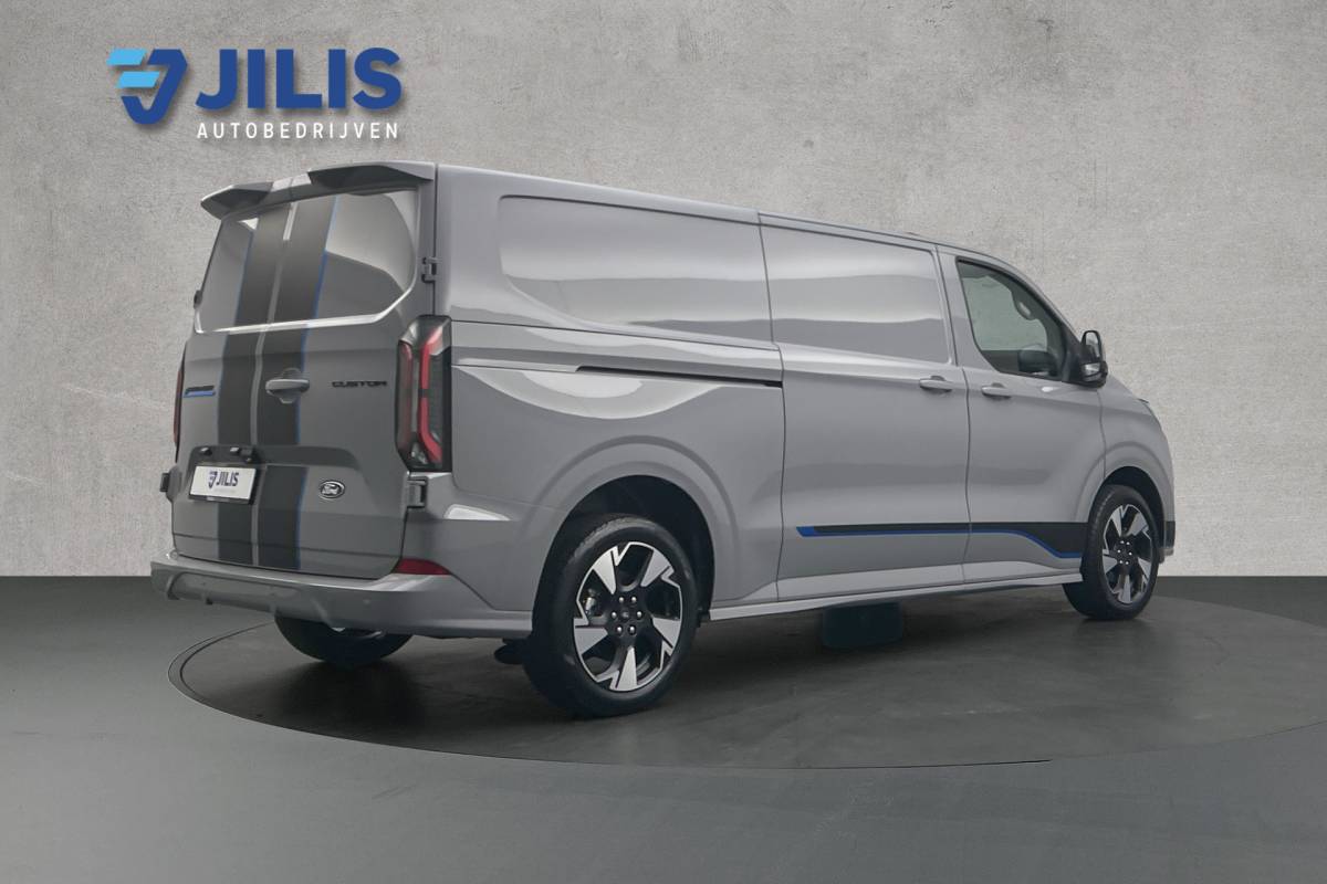 Ford  Ford E-Custom 340 L2 71KWh Sport | 2x schuifdeur | 3-zitplaatsen | Stoelverwarming