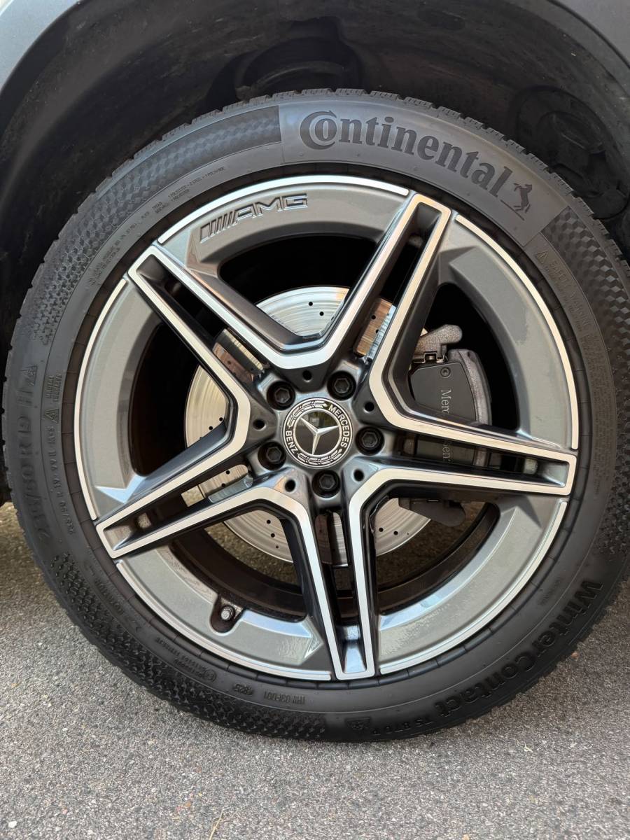 Mercedes-Benz GLB Mercedes-Benz GLB 200 D / Grijs kenteken / AMG Line