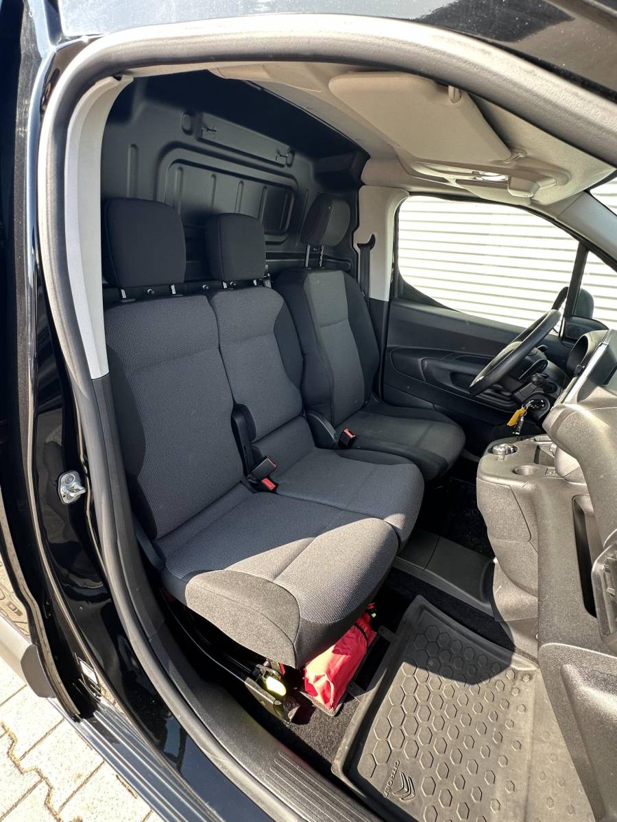 Citroën Berlingo Citroen Berlingo 1.5 BlueHDi 130 EAT8 S&S L1 Camera|Navi|Carplay|3 ZITS Peugeot partner