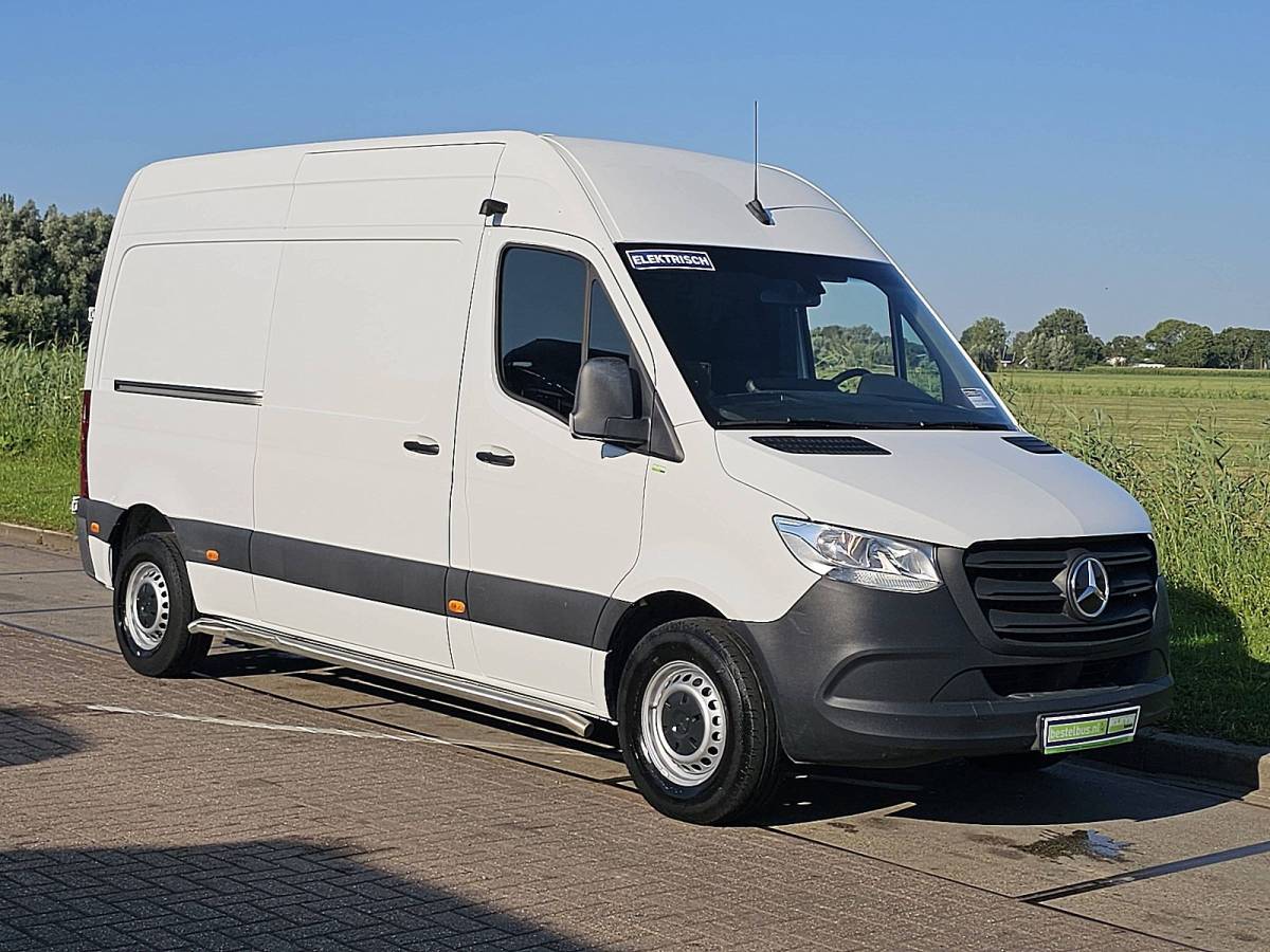 Mercedes-Benz eSprinter MERCEDES-BENZ ESPRINTER 55 kwh 168 km wltp