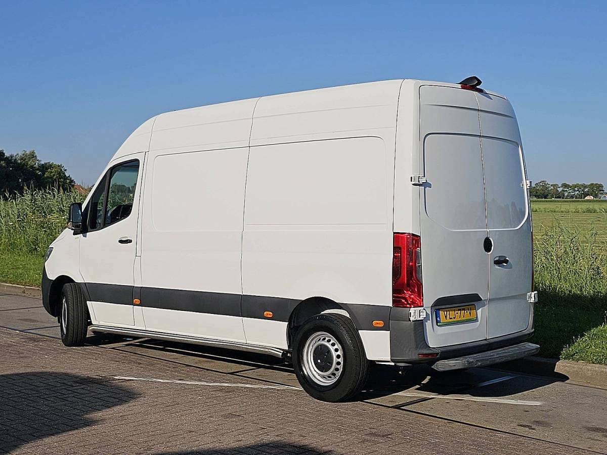Mercedes-Benz eSprinter MERCEDES-BENZ ESPRINTER 55 kwh 168 km wltp