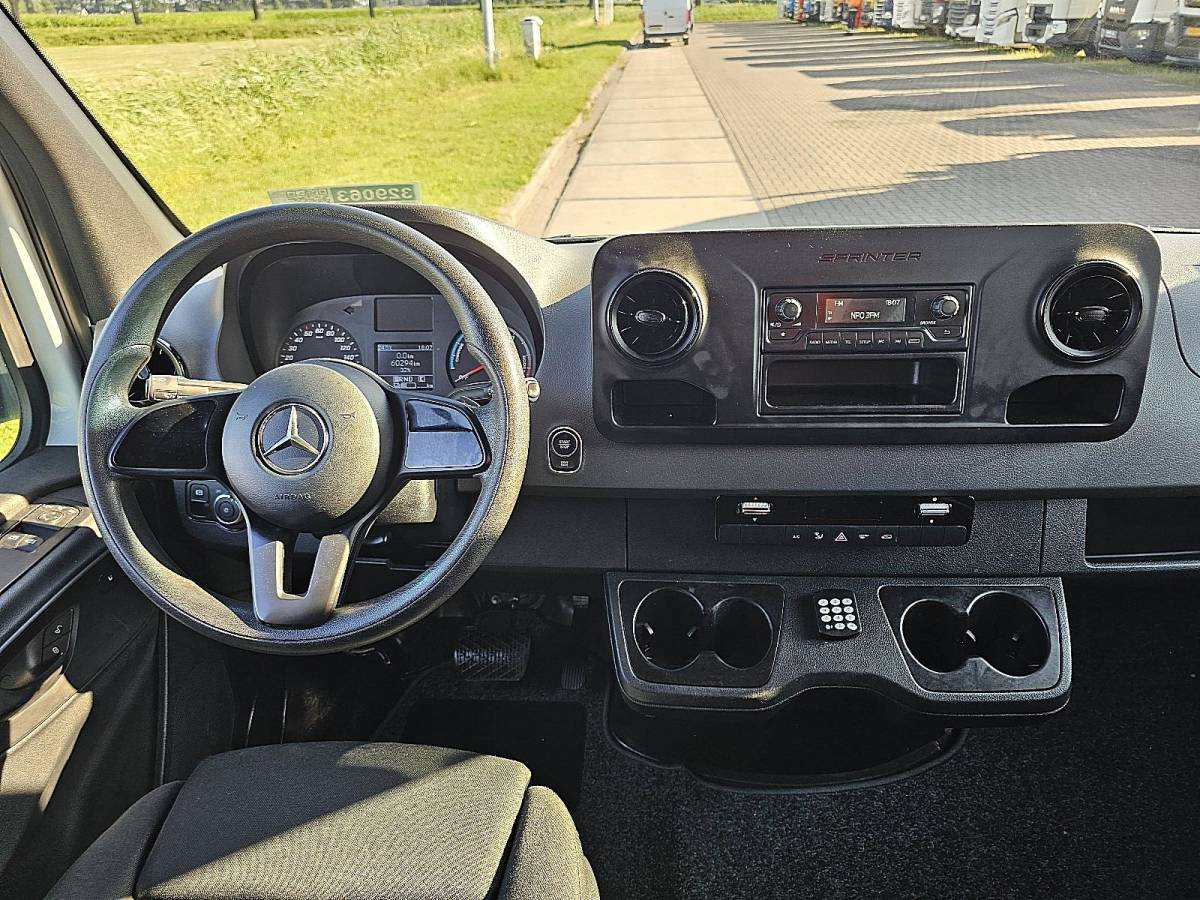 Mercedes-Benz eSprinter MERCEDES-BENZ ESPRINTER 55 kwh 168 km wltp