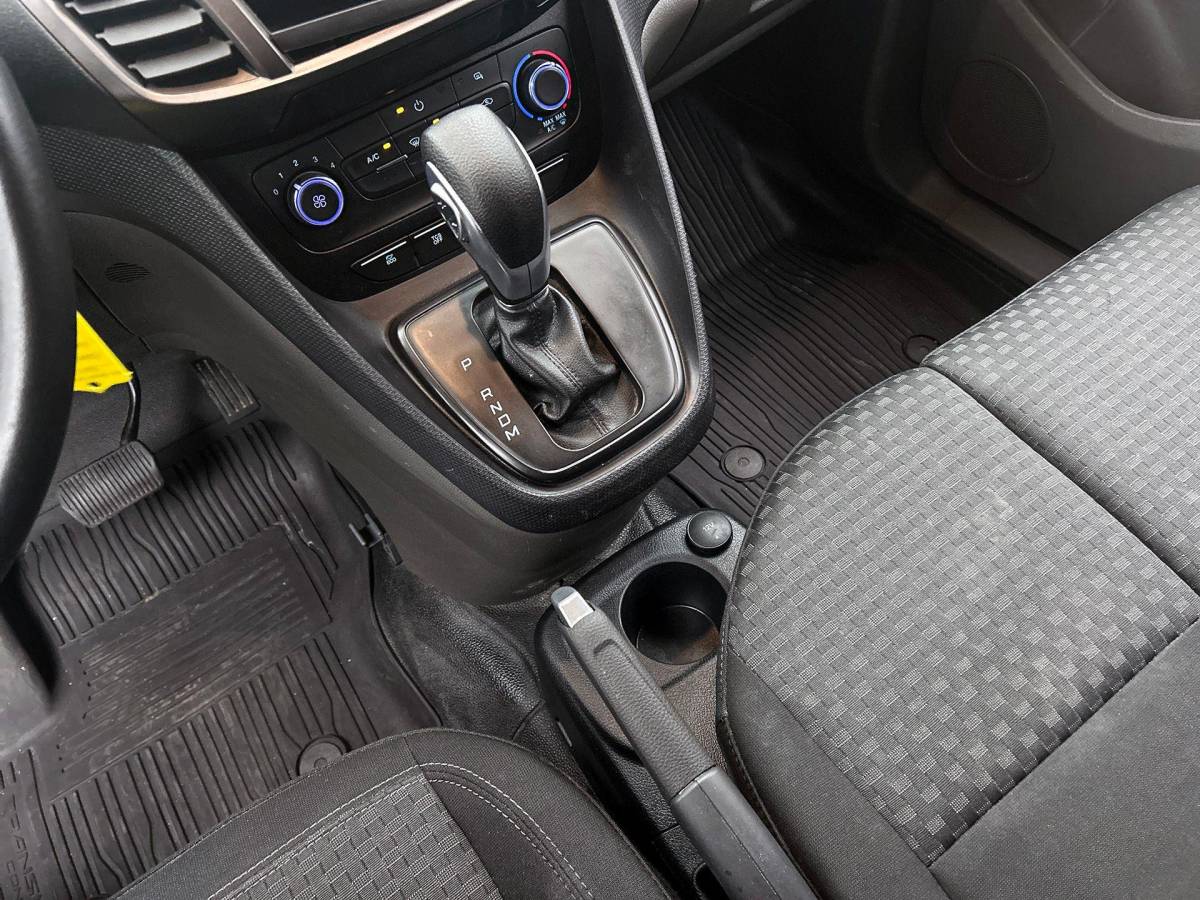 Ford Transit Connect Ford Transit Connect 100pk L2 Trend Automaat Trekhaak Airco Navi Cruise