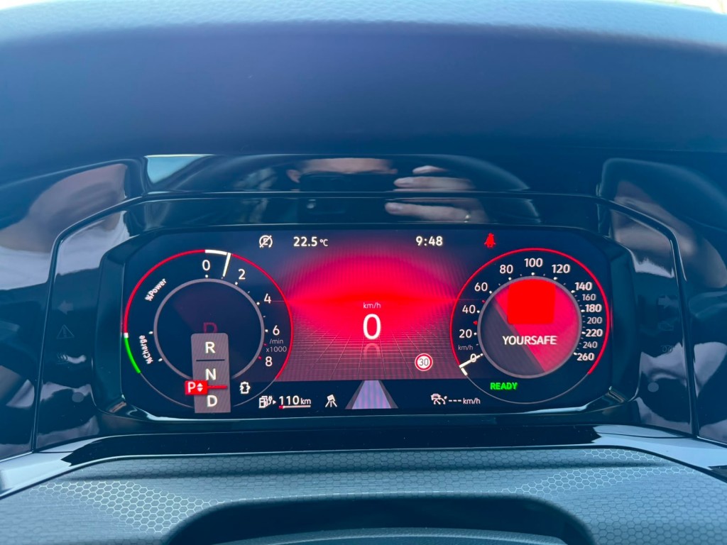 Volkswagen Golf Volkswagen Golf 1.4 GTE SOH 97% IQ-light Mistlampen Blindspot Sfeerverlichting Stoelverwarming Carplay Erg netjes!