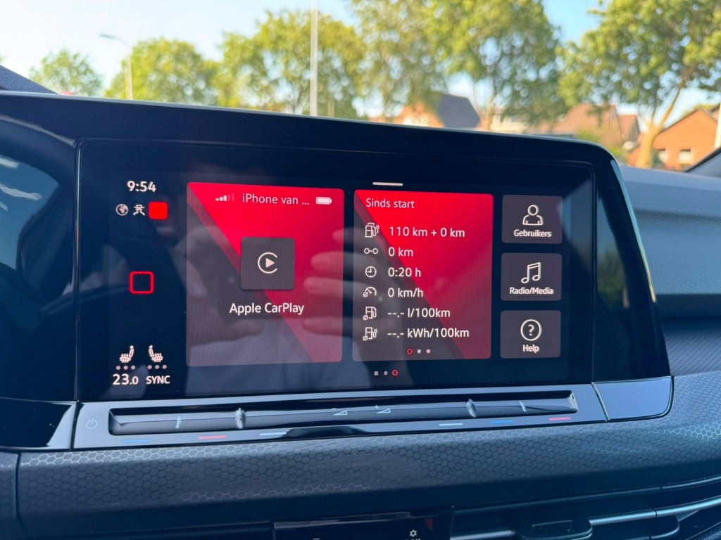 Volkswagen Golf Volkswagen Golf 1.4 GTE SOH 97% IQ-light Mistlampen Blindspot Sfeerverlichting Stoelverwarming Carplay Erg netjes!