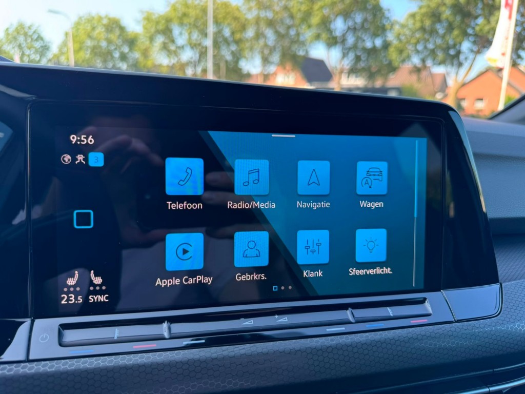 Volkswagen Golf Volkswagen Golf 1.4 GTE SOH 97% IQ-light Mistlampen Blindspot Sfeerverlichting Stoelverwarming Carplay Erg netjes!