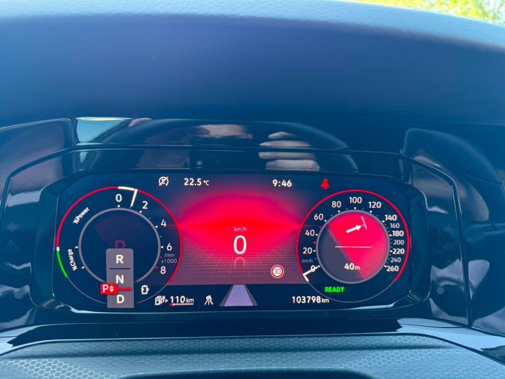 Volkswagen Golf Volkswagen Golf 1.4 GTE SOH 97% IQ-light Mistlampen Blindspot Sfeerverlichting Stoelverwarming Carplay Erg netjes!