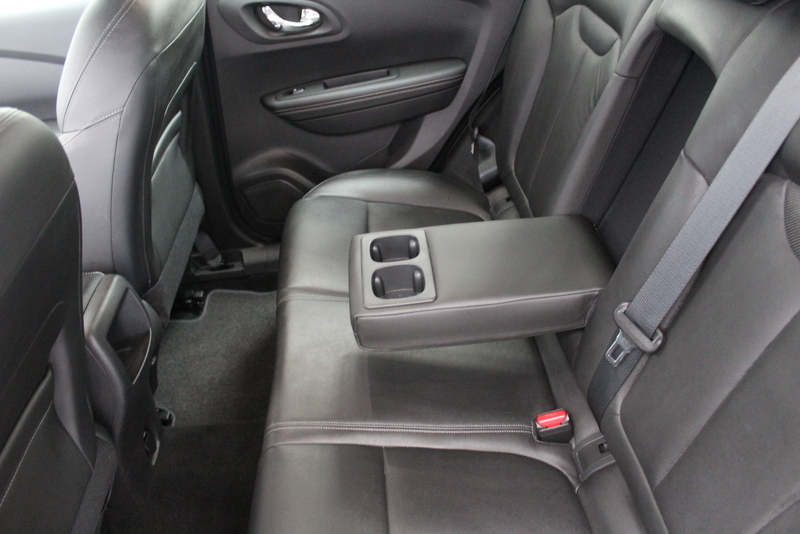 Renault Kadjar Renault Kadjar 1.2 TCe Intens 131PK, RIJKLAAR | LEER | STOELVERWARMING | NAVIGATIE | CLIMATE CONTROLE | TREKHAAK