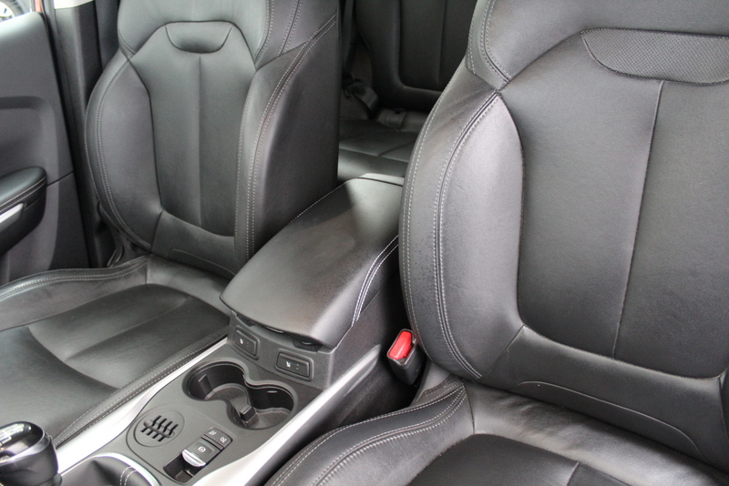 Renault Kadjar Renault Kadjar 1.2 TCe Intens 131PK, RIJKLAAR | LEER | STOELVERWARMING | NAVIGATIE | CLIMATE CONTROLE | TREKHAAK