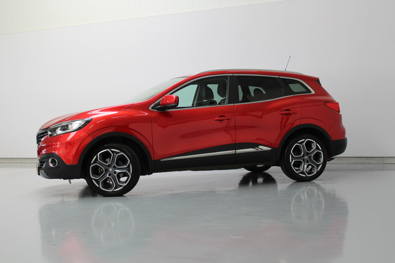 Renault Kadjar Renault Kadjar 1.2 TCe Intens 131PK, RIJKLAAR | LEER | STOELVERWARMING | NAVIGATIE | CLIMATE CONTROLE | TREKHAAK