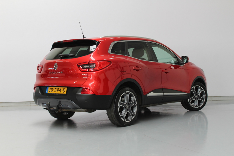 Renault Kadjar Renault Kadjar 1.2 TCe Intens 131PK, RIJKLAAR | LEER | STOELVERWARMING | NAVIGATIE | CLIMATE CONTROLE | TREKHAAK