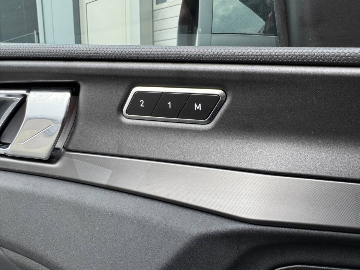 Lynk & Co 01 Lynk & Co 01 1.5 Bomvol Black Edition 261PK 360°Camera Zwarte hemel