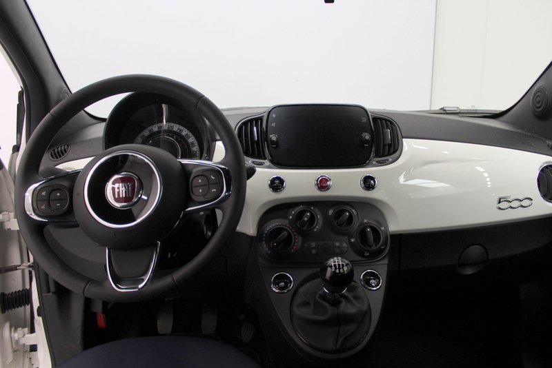 Fiat 500 Fiat 500 1.0 Hybrid Cult 70PK HYBRIDE | 12.000KM!!!! | RIJKLAAR | AIRCO | NAVIGATIE | CRUISE CONTROLE | U-conn navi touch 7