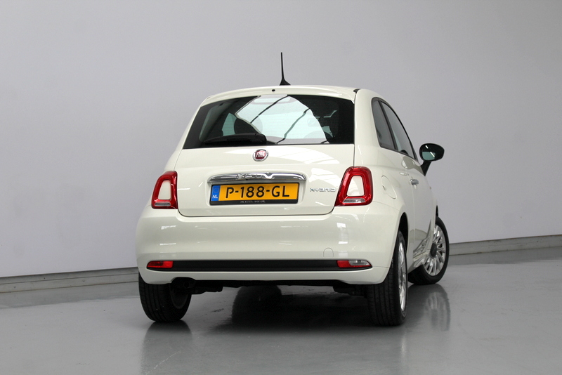 Fiat 500 Fiat 500 1.0 Hybrid Cult 70PK HYBRIDE | 12.000KM!!!! | RIJKLAAR | AIRCO | NAVIGATIE | CRUISE CONTROLE | U-conn navi touch 7