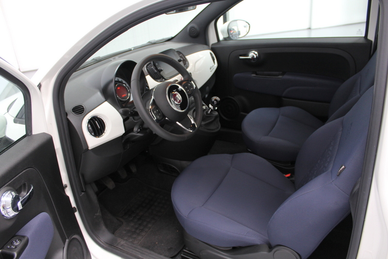 Fiat 500 Fiat 500 1.0 Hybrid Cult 70PK HYBRIDE | 12.000KM!!!! | RIJKLAAR | AIRCO | NAVIGATIE | CRUISE CONTROLE | U-conn navi touch 7
