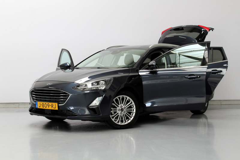 Ford Focus Ford Focus Wagon 1.0 EcoBoost Titanium Business 126PK, RIJKLAAR | STUUR/STOEL/RUITVERWARMING | NAVIGATIE | CRUISE CONTROLE