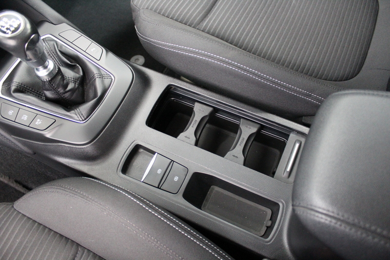 Ford Focus Ford Focus Wagon 1.0 EcoBoost Titanium Business 126PK, RIJKLAAR | STUUR/STOEL/RUITVERWARMING | NAVIGATIE | CRUISE CONTROLE
