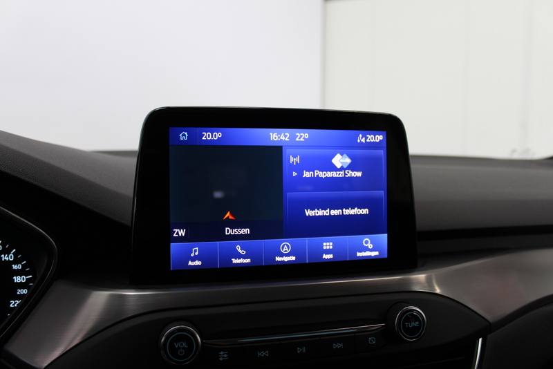 Ford Focus Ford Focus Wagon 1.0 EcoBoost Titanium Business 126PK, RIJKLAAR | STUUR/STOEL/RUITVERWARMING | NAVIGATIE | CRUISE CONTROLE