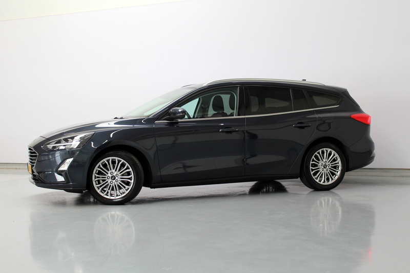 Ford Focus Ford Focus Wagon 1.0 EcoBoost Titanium Business 126PK, RIJKLAAR | STUUR/STOEL/RUITVERWARMING | NAVIGATIE | CRUISE CONTROLE