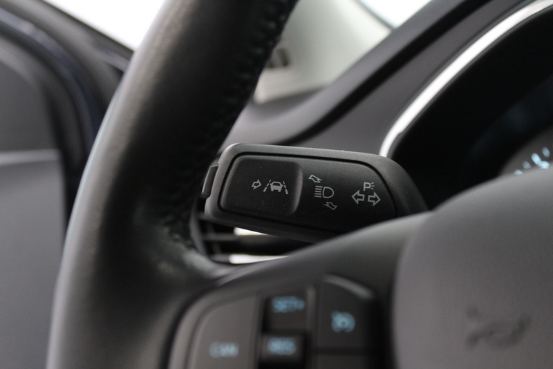 Ford Focus Ford Focus Wagon 1.0 EcoBoost Titanium Business 126PK, RIJKLAAR | STUUR/STOEL/RUITVERWARMING | NAVIGATIE | CRUISE CONTROLE