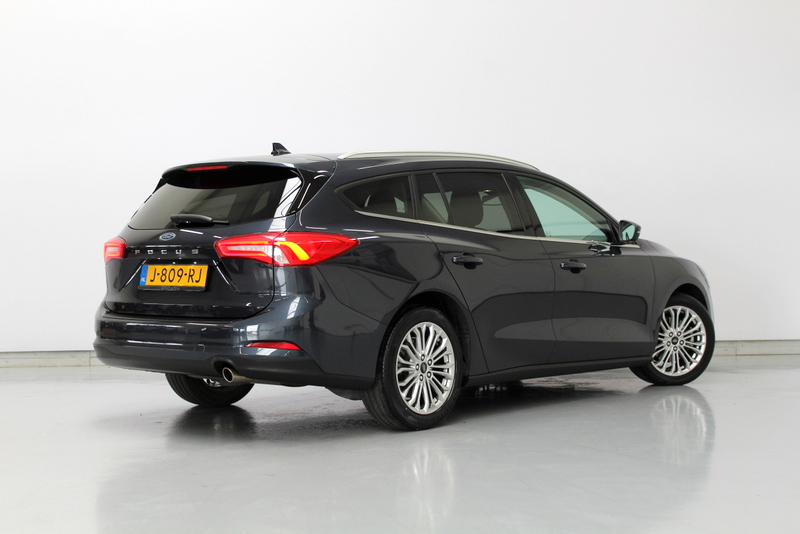 Ford Focus Ford Focus Wagon 1.0 EcoBoost Titanium Business 126PK, RIJKLAAR | STUUR/STOEL/RUITVERWARMING | NAVIGATIE | CRUISE CONTROLE