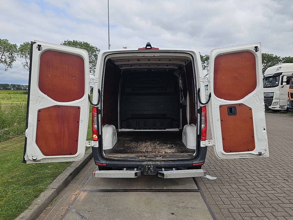 Mercedes-Benz Sprinter MERCEDES-BENZ SPRINTER 211 ac carplay euro6