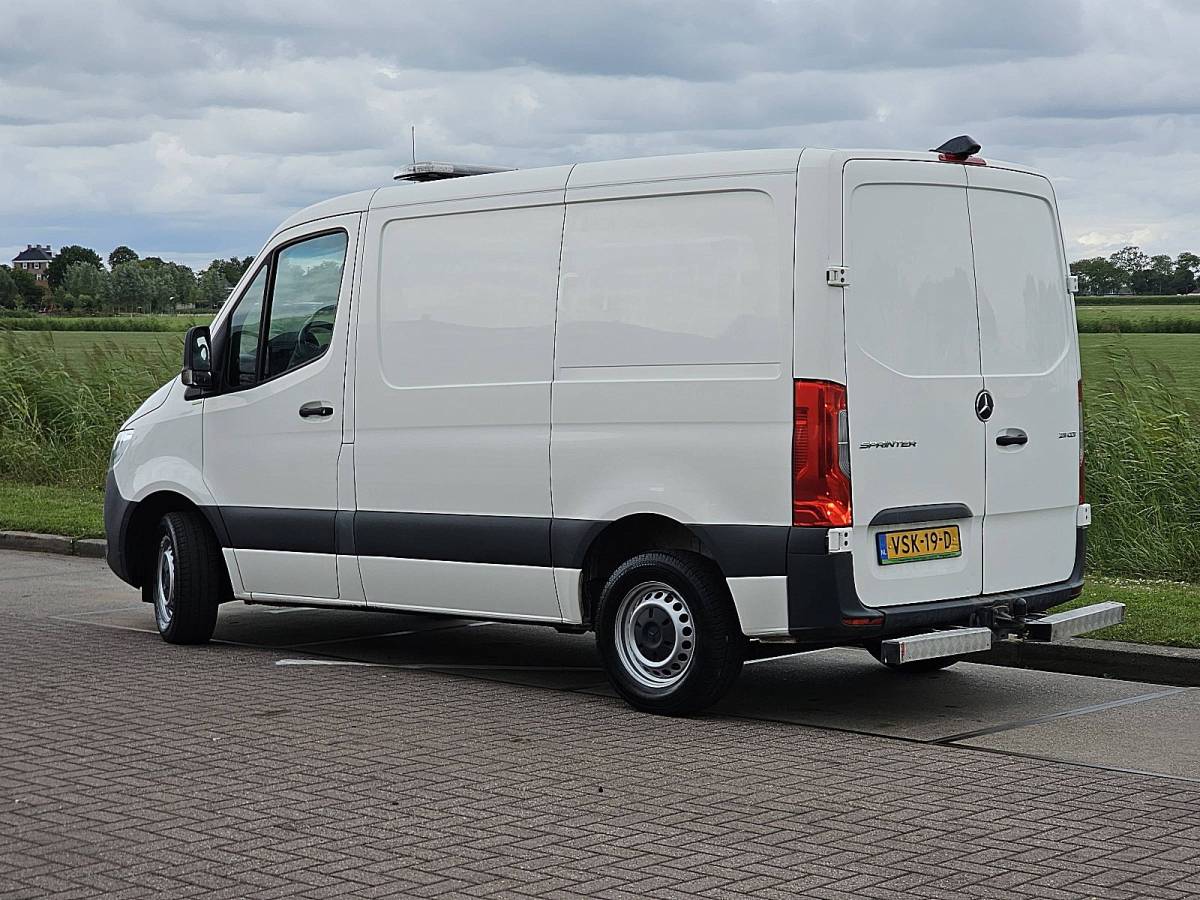 Mercedes-Benz Sprinter MERCEDES-BENZ SPRINTER 211 ac carplay euro6