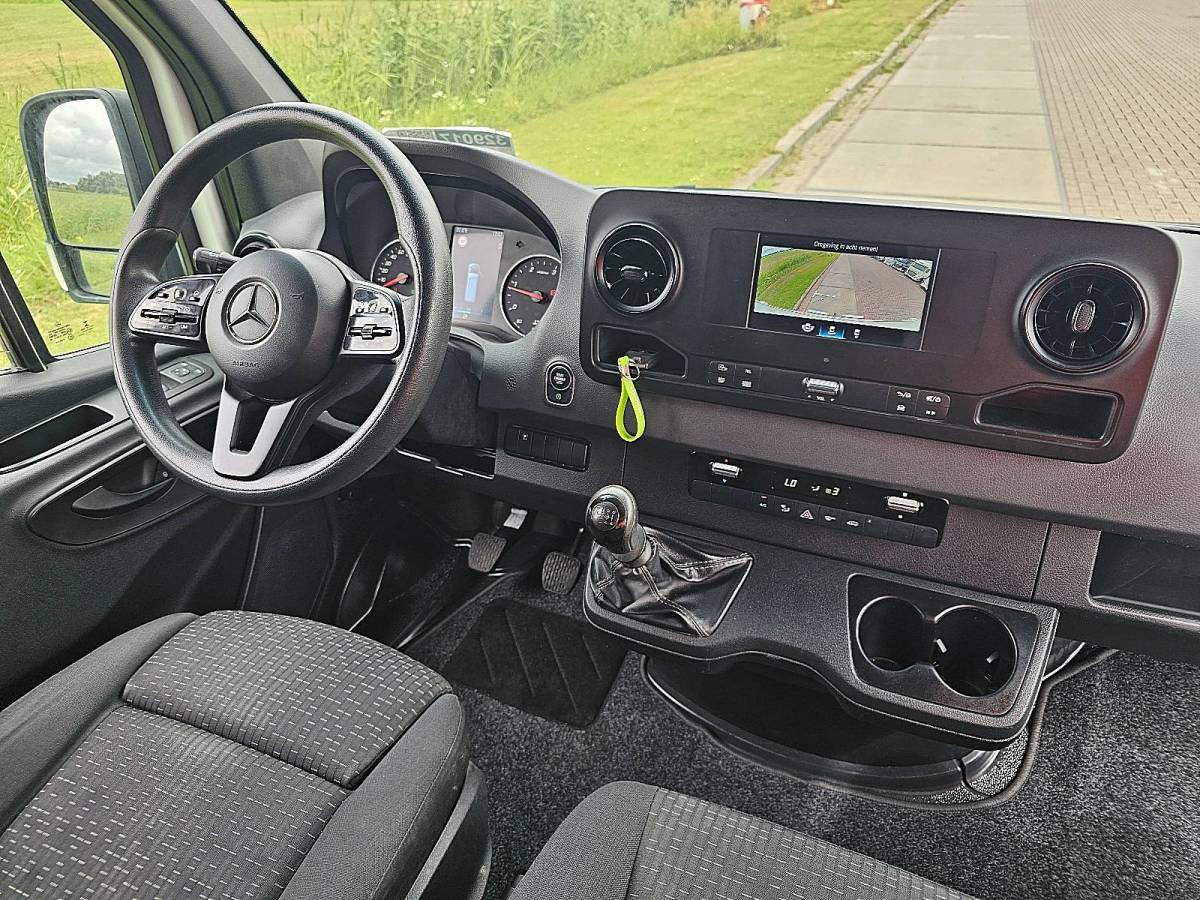 Mercedes-Benz Sprinter MERCEDES-BENZ SPRINTER 211 ac carplay euro6
