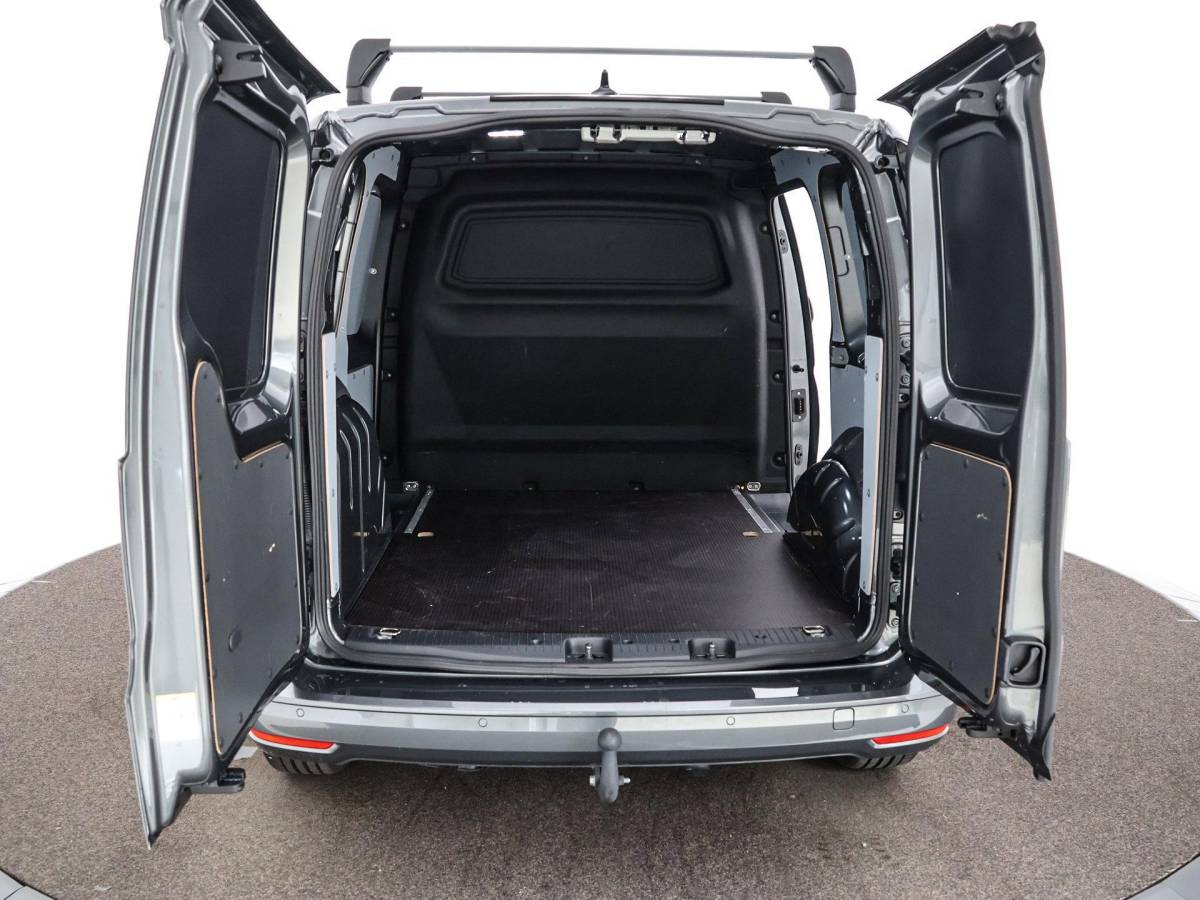 Volkswagen Caddy Volkswagen Caddy Cargo 2.0 TDI 102pk Style · Camera · Trekhaak · Dakdragers · Apple/Android Car Play · Vloerplaat · 17 Inch · Garantie t/m 22-12-2028 of 100.000km
